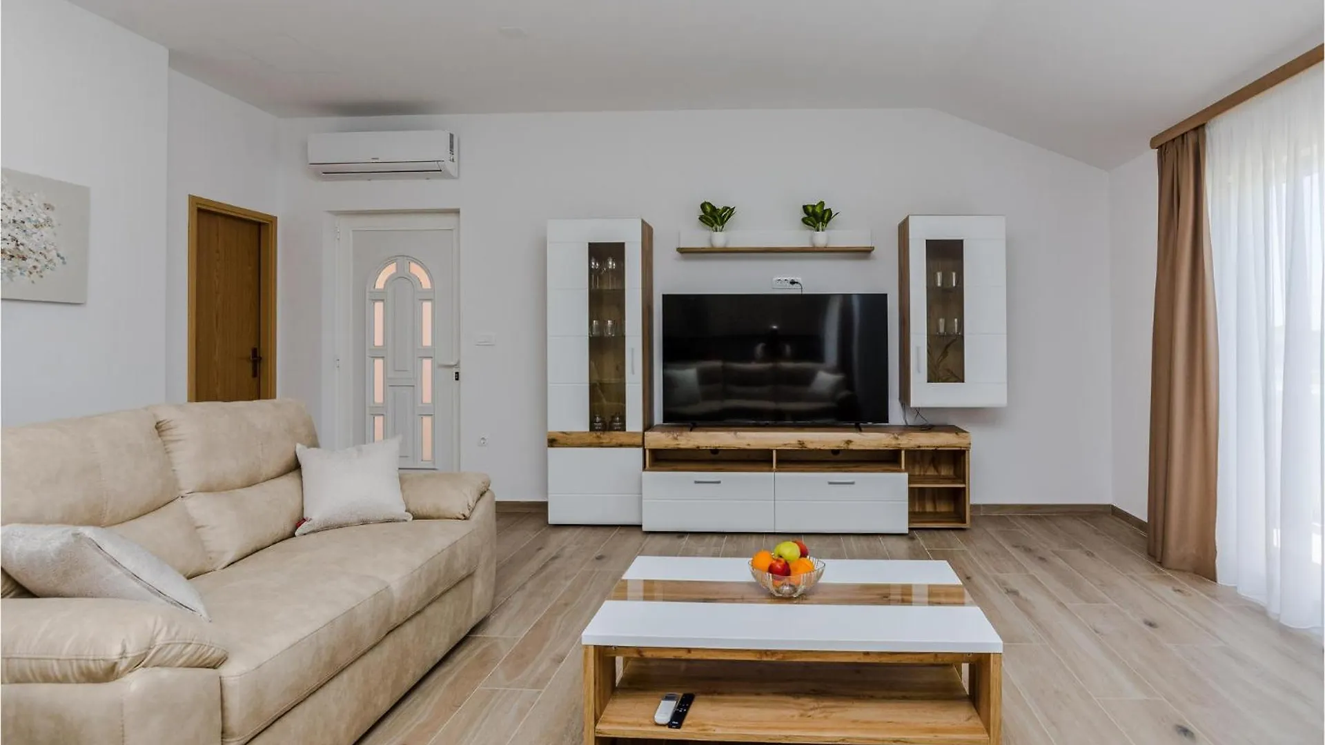 Awesome Apartment In Privlaka With House Sea View 0*, Privlaka (Zadar)