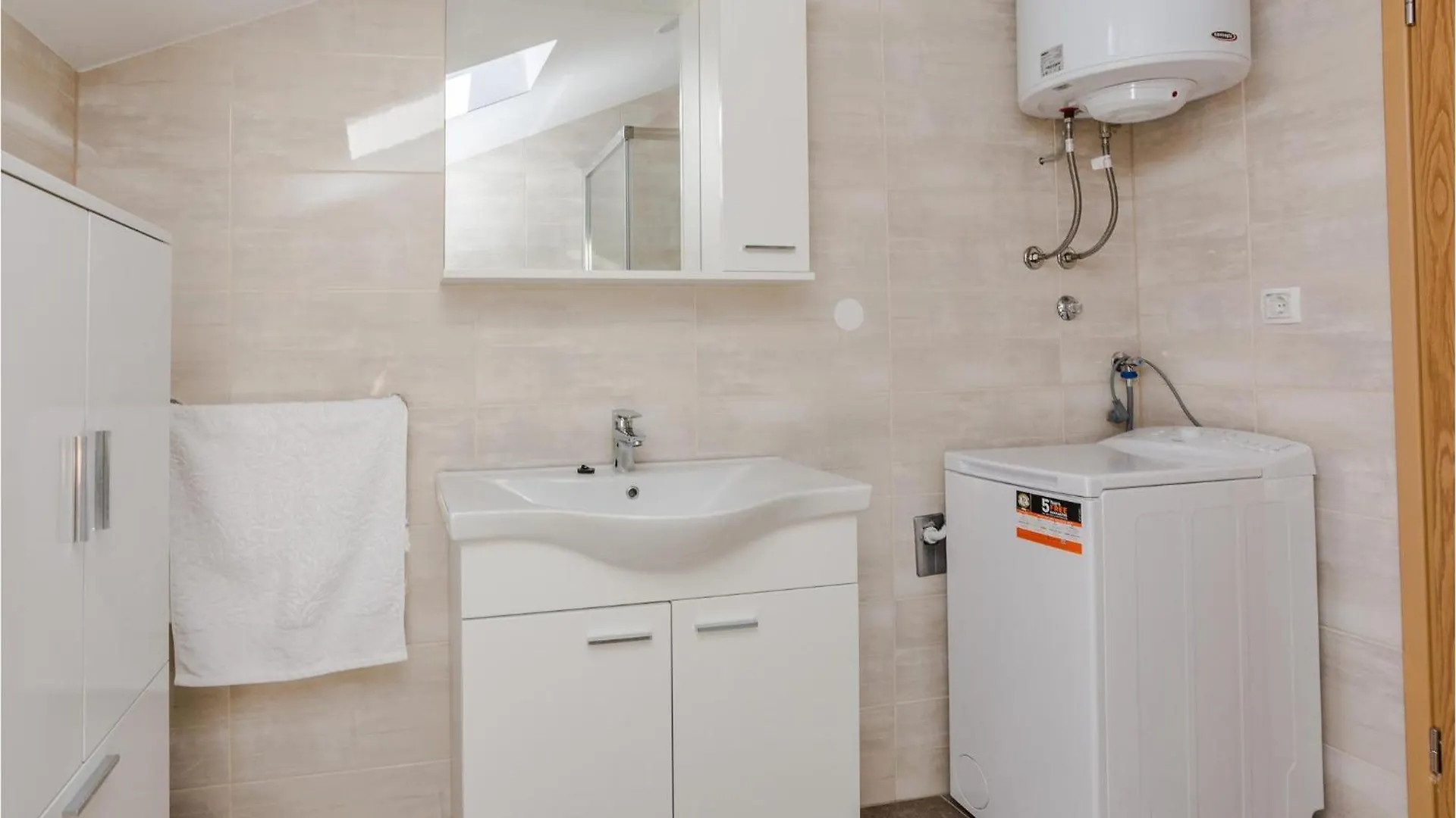 Awesome Apartment In Privlaka With House Sea View  Privlaka (Zadar)