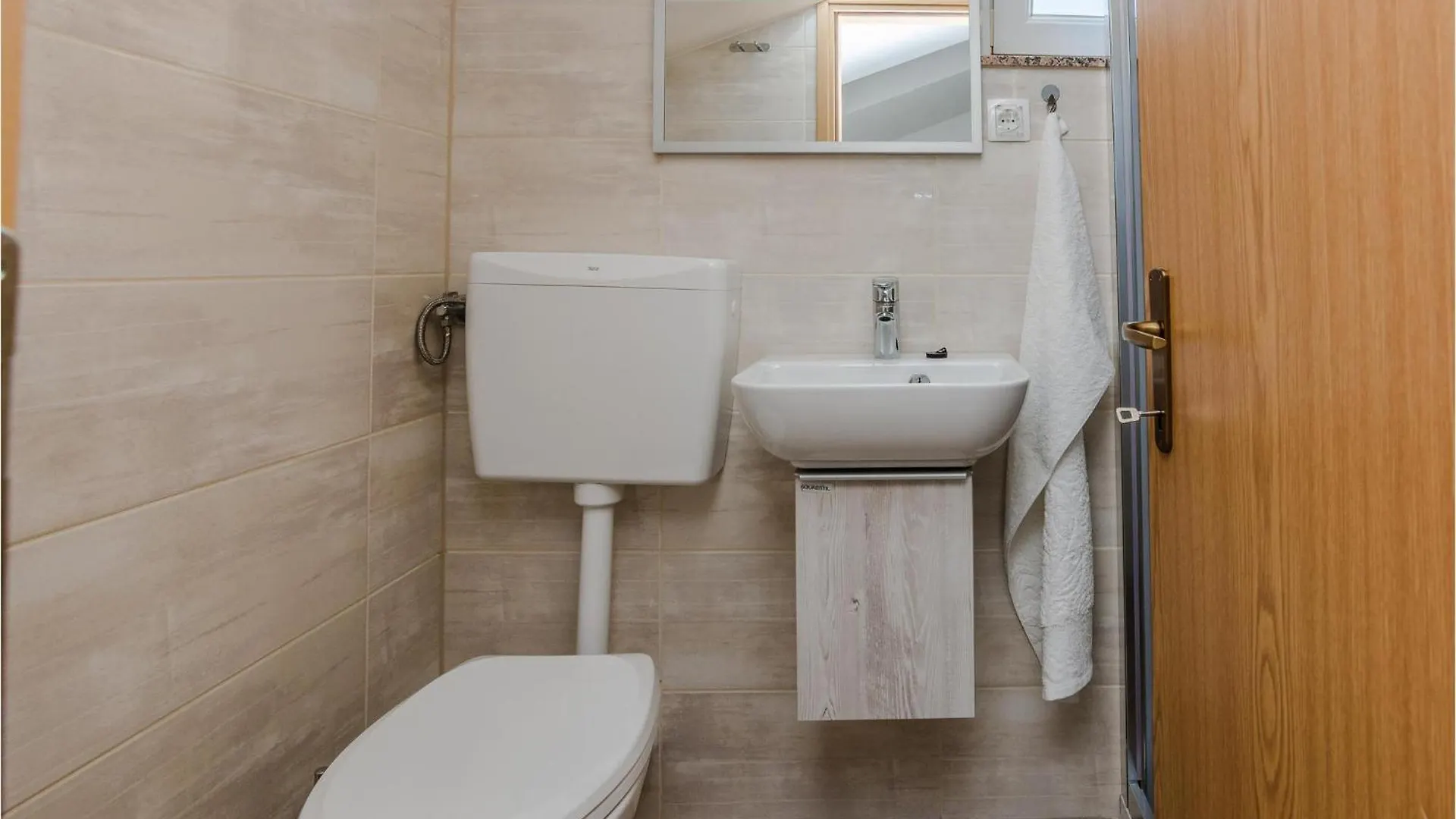 Awesome Apartment In Privlaka With House Sea View Croatia
